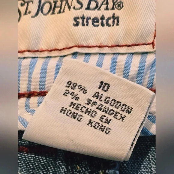 St. John's Bay, Size 10, Denim Stretch Capris - Picture 2 of 12